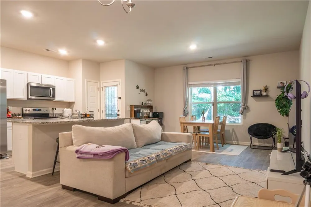 1373 Rogers Trace Lithonia, GA 30058