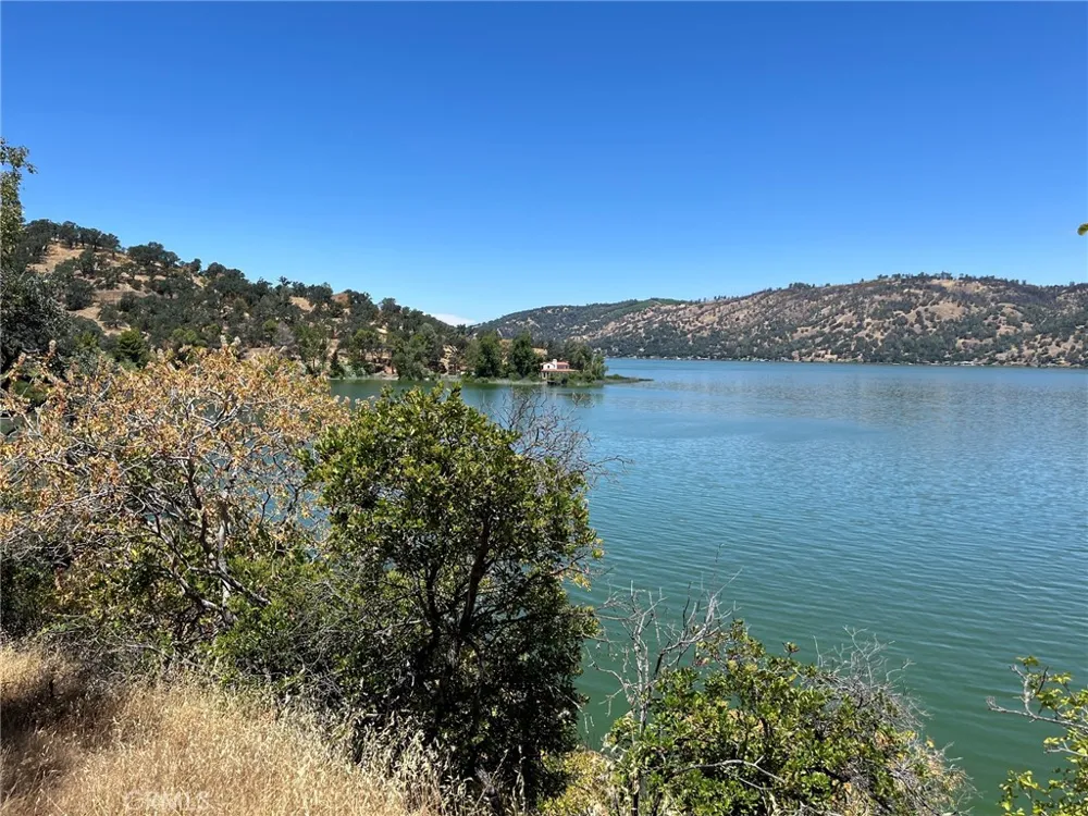 11480 North Clearlake, CA 95422