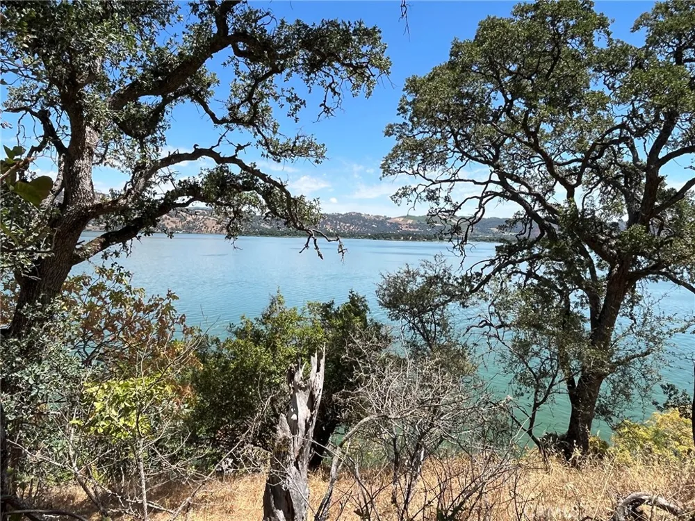 11480 North Clearlake, CA 95422