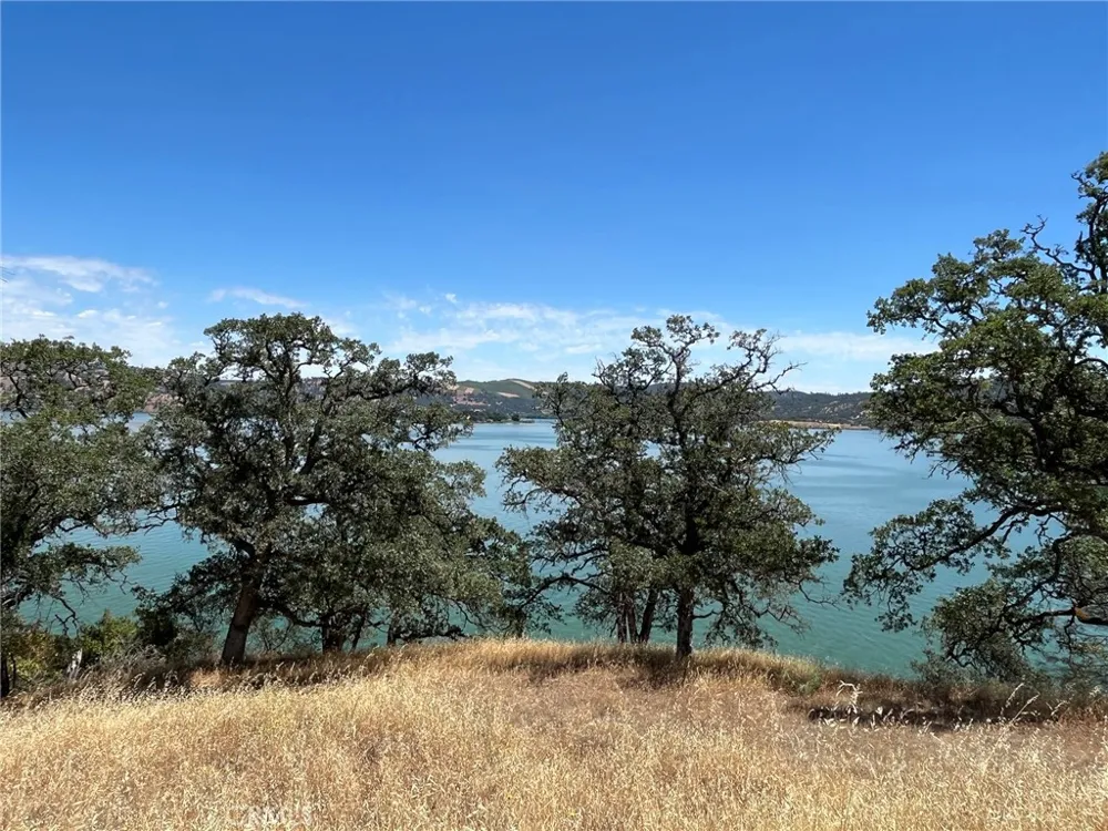 11480 North Clearlake, CA 95422