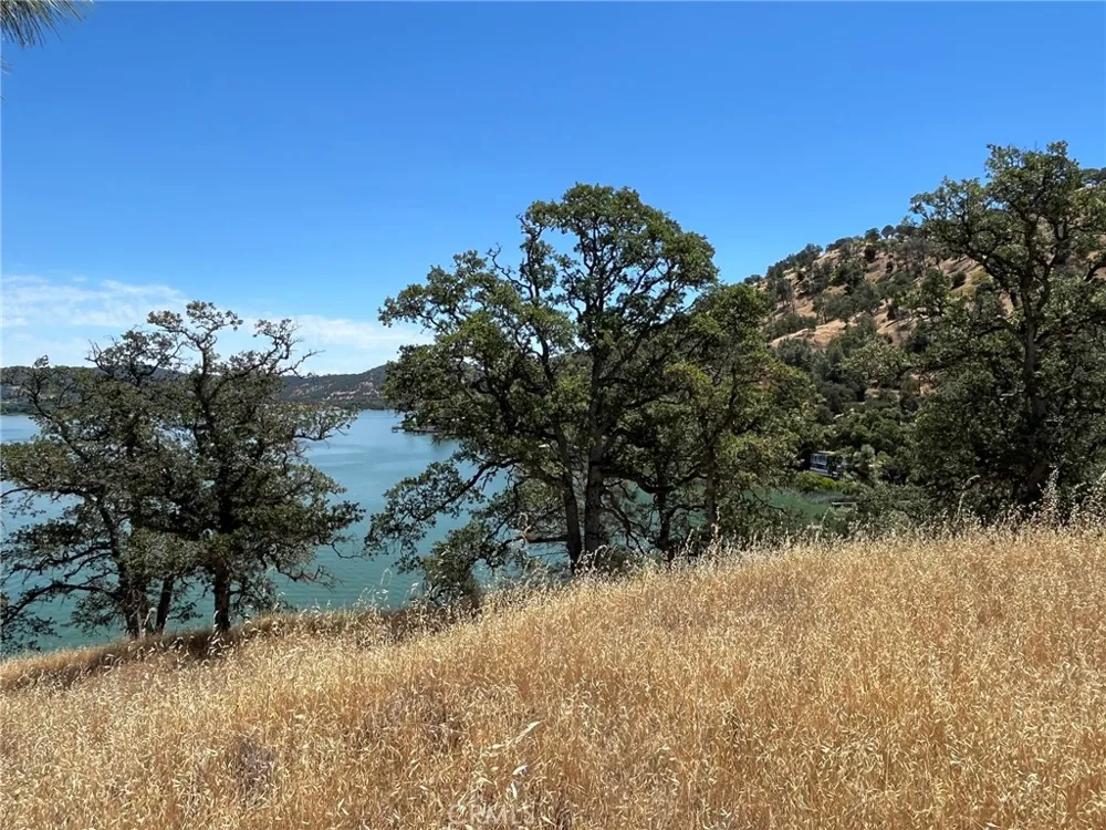 11480 North Clearlake, CA 95422