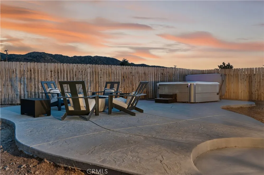61755 Navajo Trail Joshua Tree, CA 92252