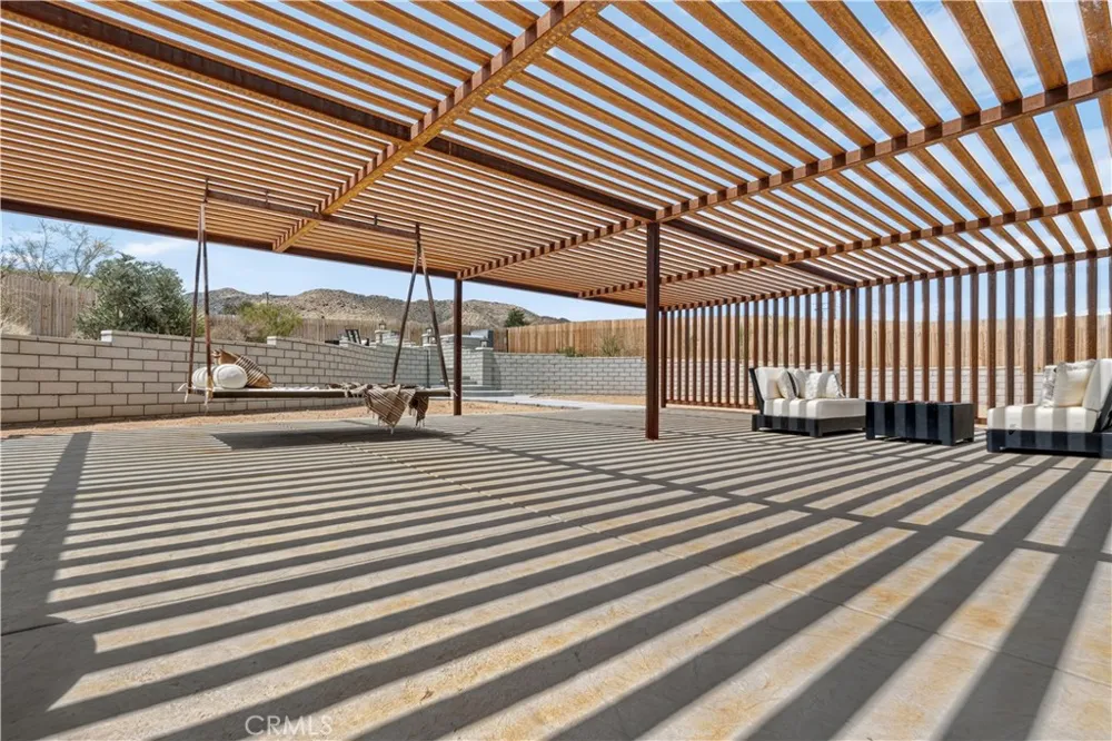 61755 Navajo Trail Joshua Tree, CA 92252