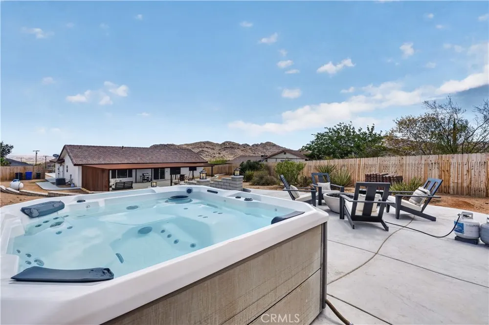 61755 Navajo Trail Joshua Tree, CA 92252