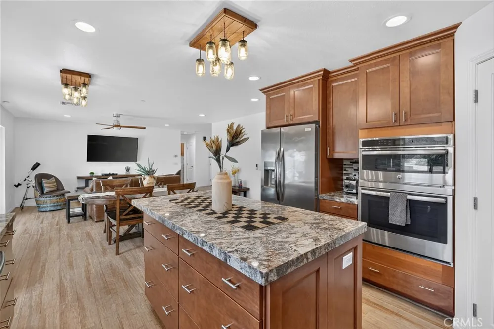 61755 Navajo Trail Joshua Tree, CA 92252