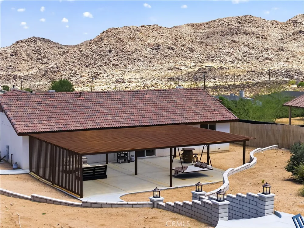61755 Navajo Trail Joshua Tree, CA 92252