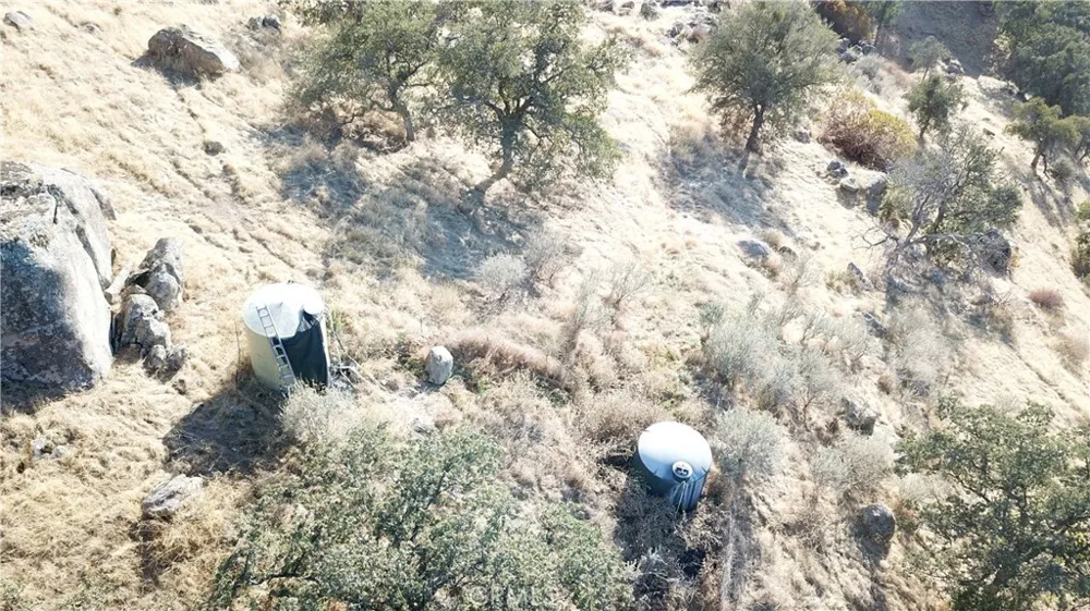31669 Indian Reservation Road Porterville, CA 93257