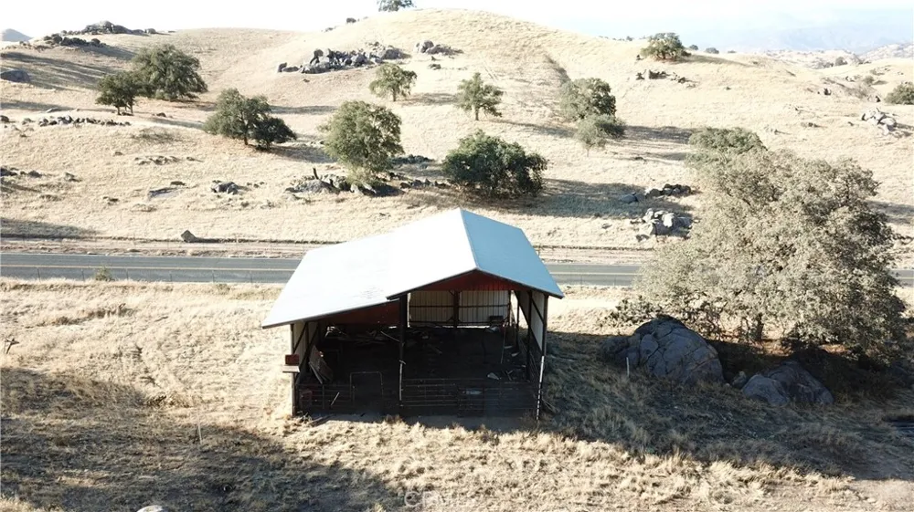 31669 Indian Reservation Road Porterville, CA 93257