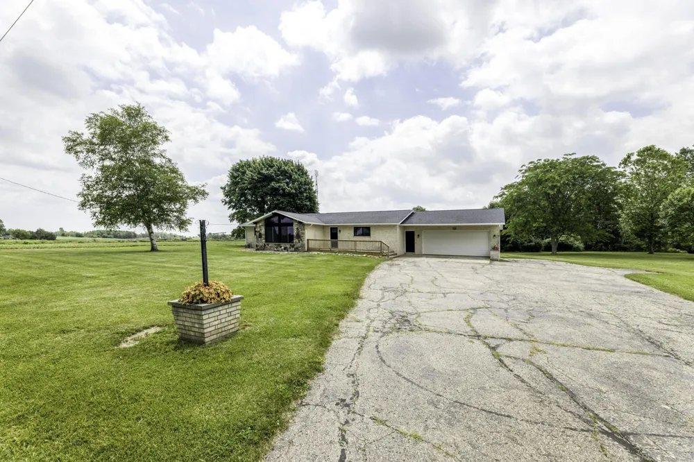 3100 Deckerville Road Marion Township, MI 48427