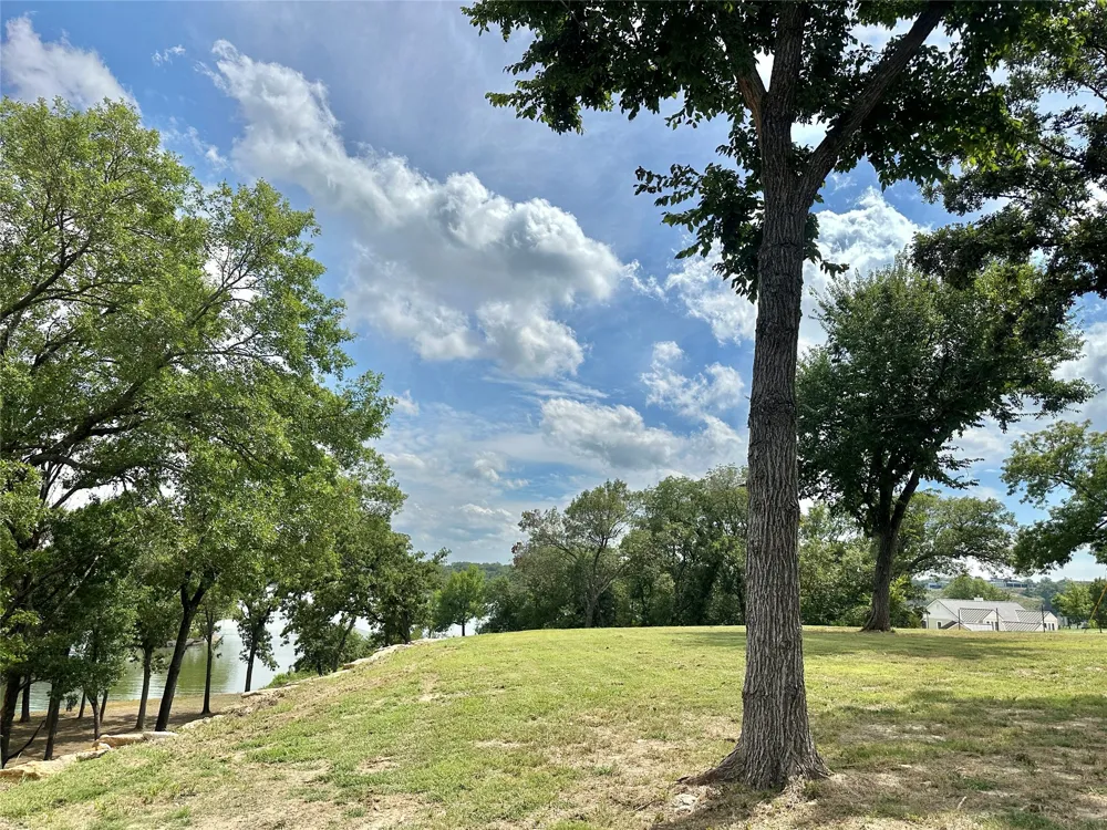2 N Harrell Road Gainesville, TX 76240