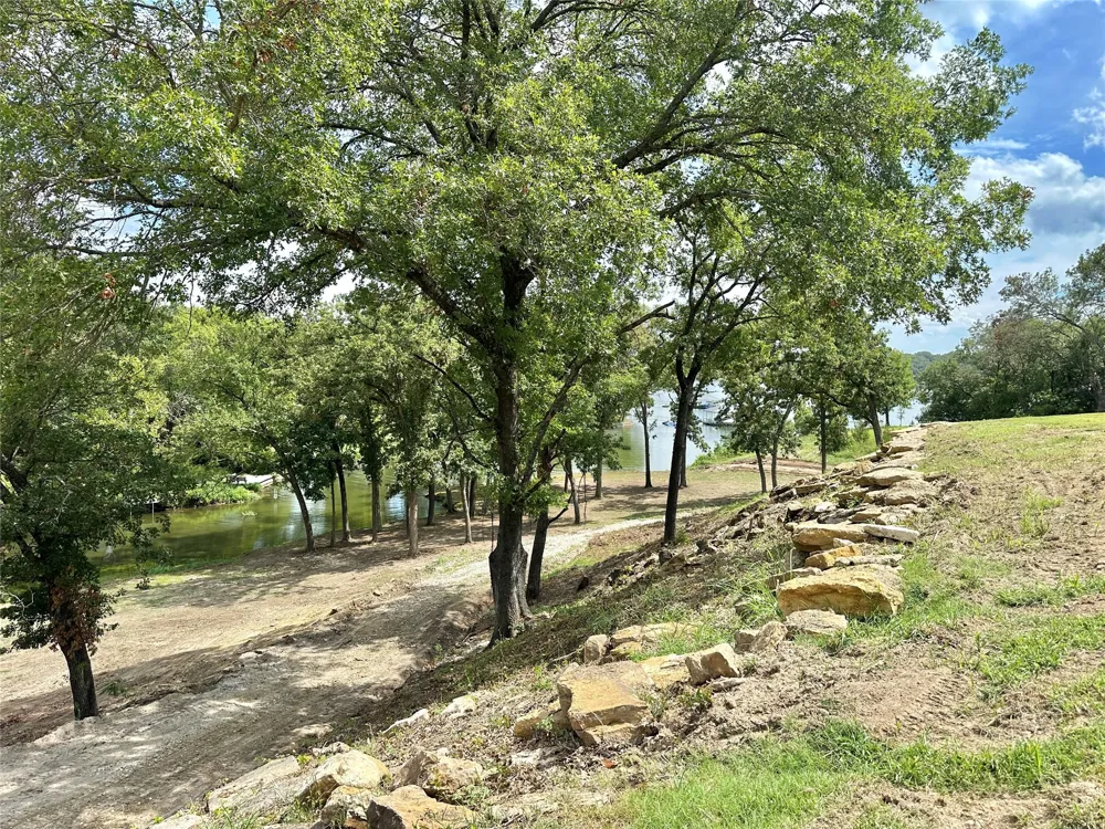2 N Harrell Road Gainesville, TX 76240