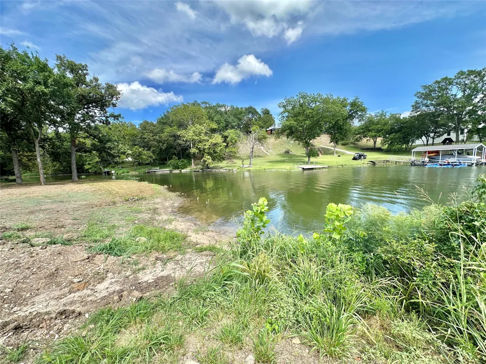 2 N Harrell Road Gainesville, TX 76240