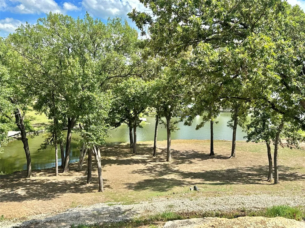 2 N Harrell Road Gainesville, TX 76240