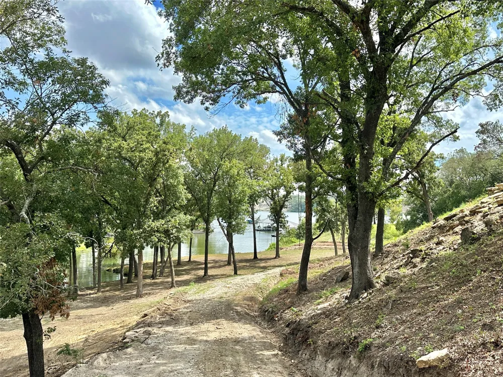 2 N Harrell Road Gainesville, TX 76240
