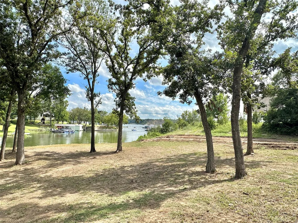 2 N Harrell Road Gainesville, TX 76240