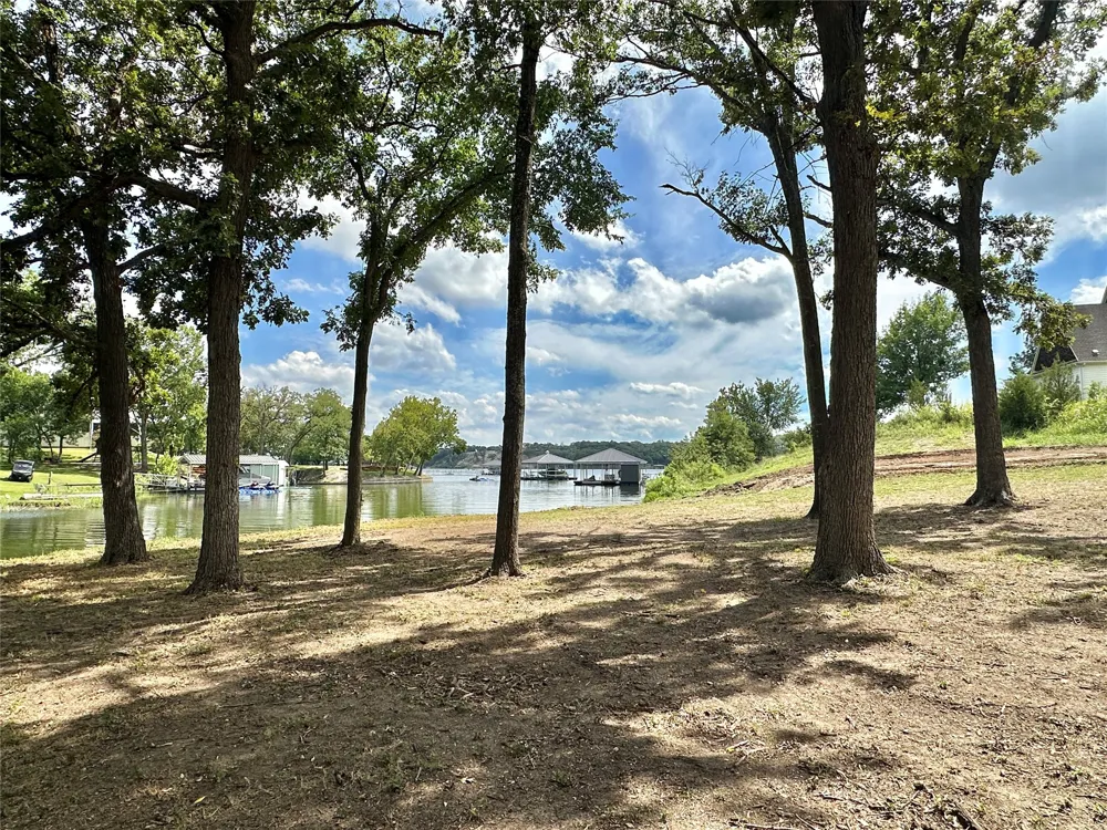2 N Harrell Road Gainesville, TX 76240