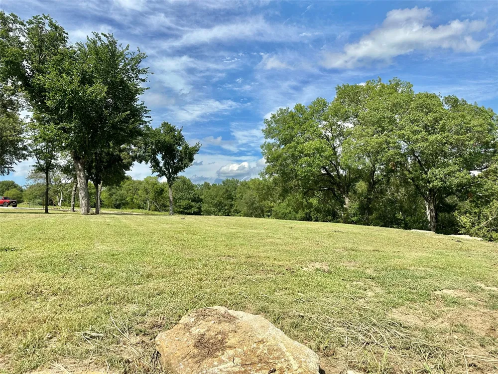 2 N Harrell Road Gainesville, TX 76240