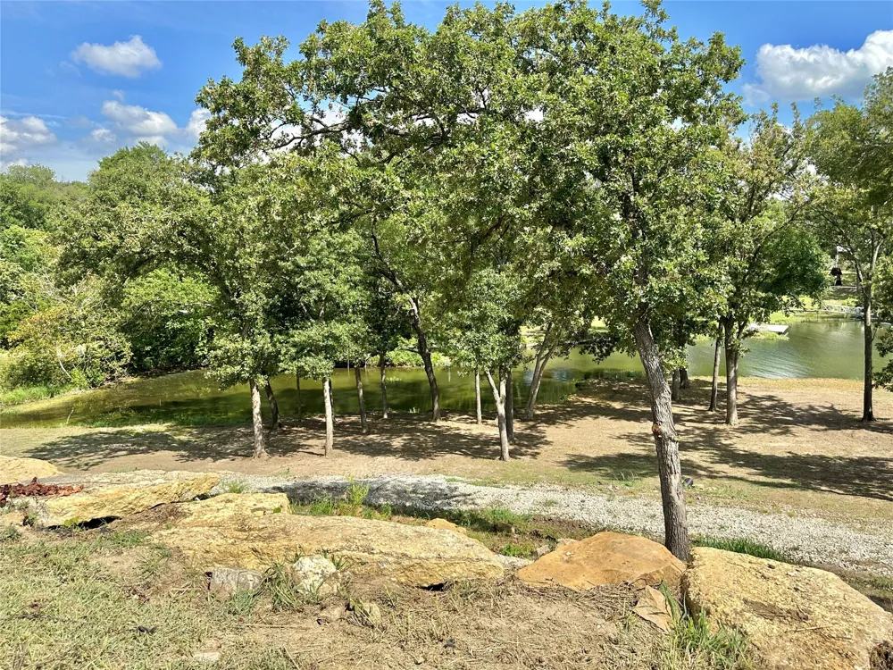 2 N Harrell Road Gainesville, TX 76240