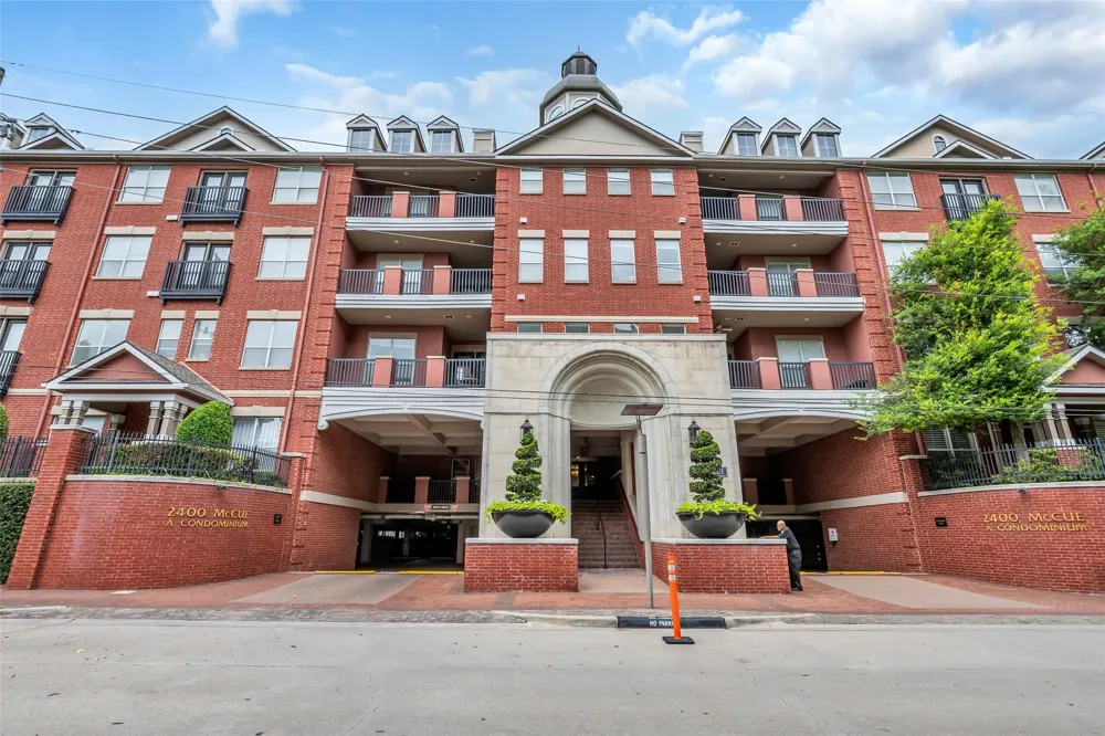 2400 Mccue Road #240 Houston, TX 77056