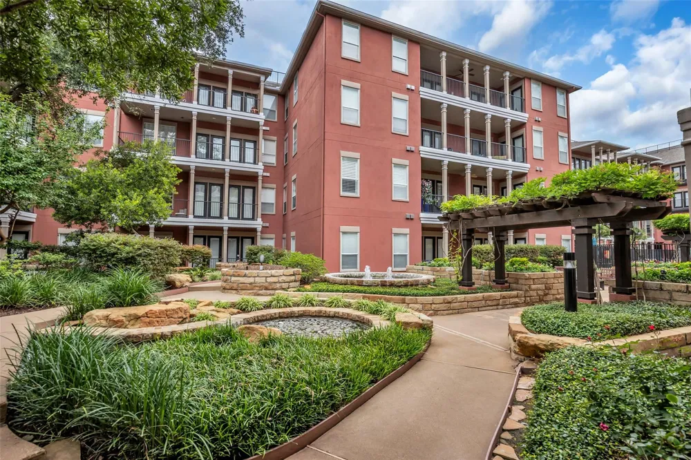 2400 Mccue Road #240 Houston, TX 77056
