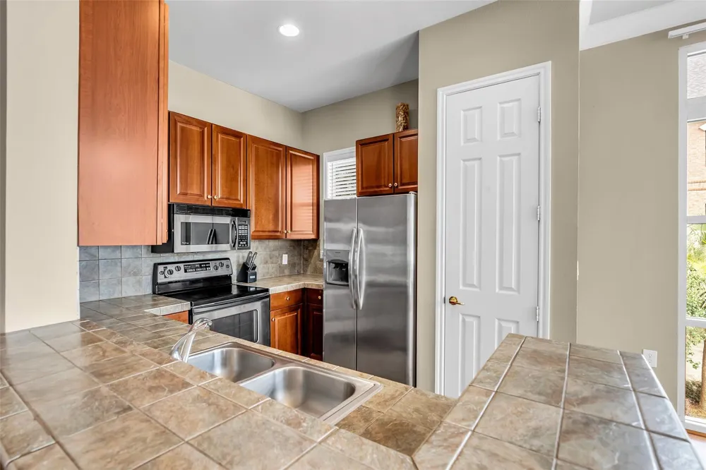 2400 Mccue Road #240 Houston, TX 77056