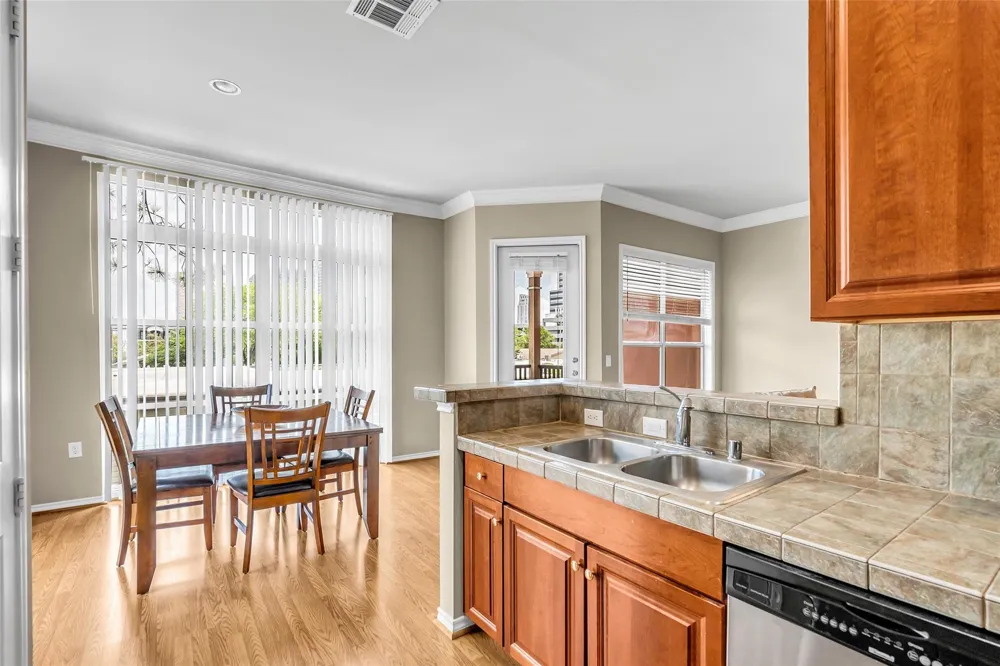 2400 Mccue Road #240 Houston, TX 77056