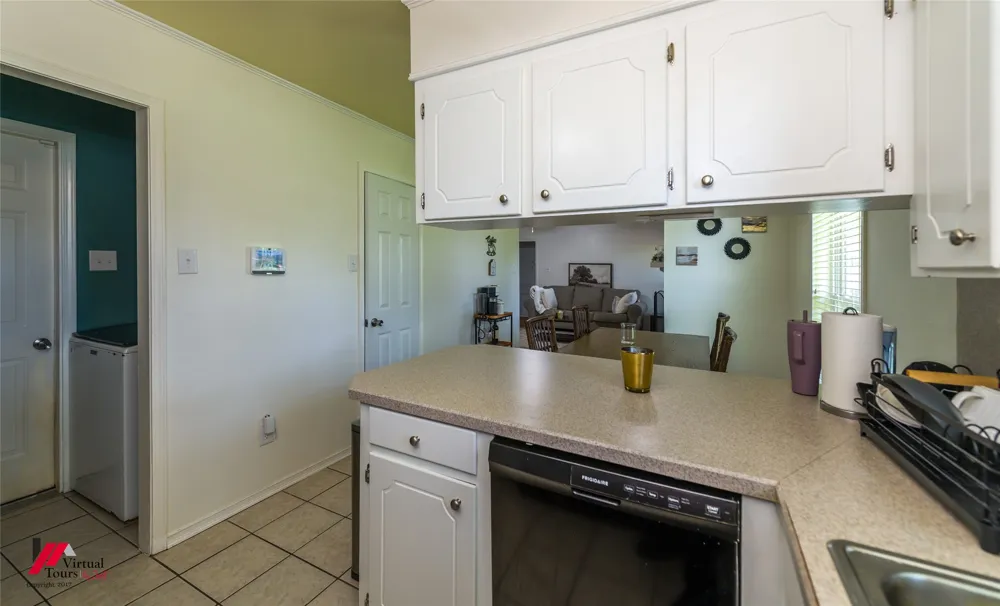 2217 General York Bossier City, LA 71112