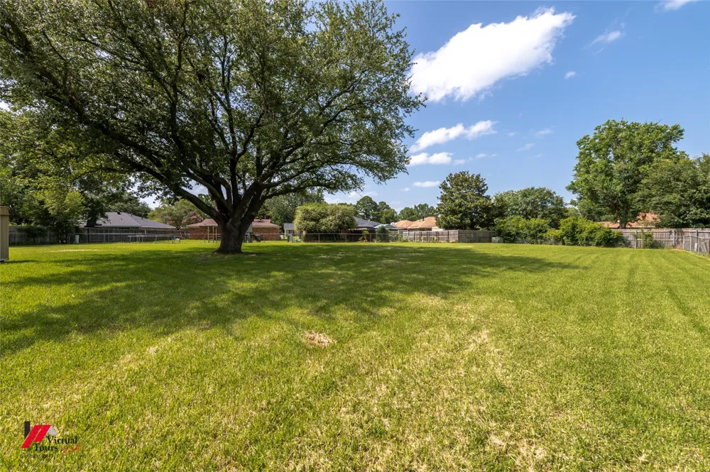 2217 General York Bossier City, LA 71112