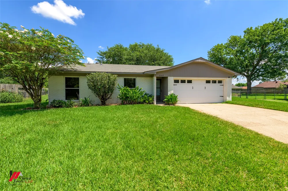 2217 General York Bossier City, LA 71112