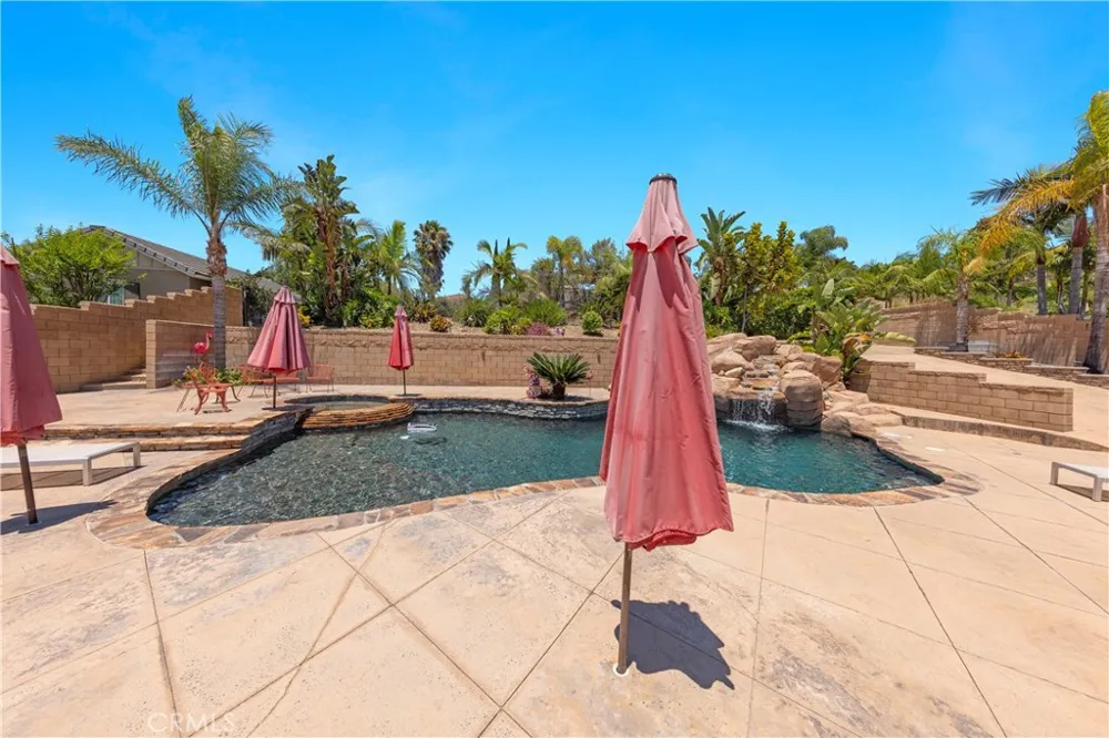 239 Oldenburg Norco, CA 92860