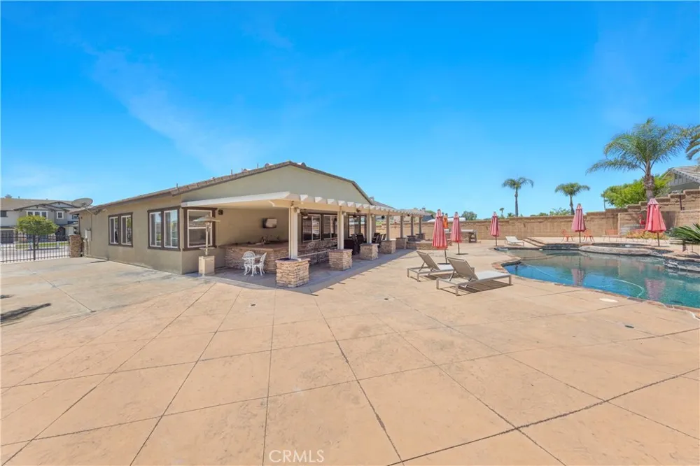 239 Oldenburg Norco, CA 92860