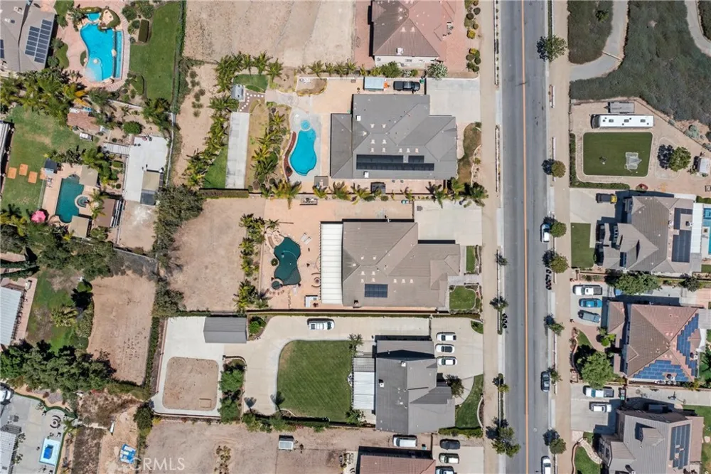 239 Oldenburg Norco, CA 92860