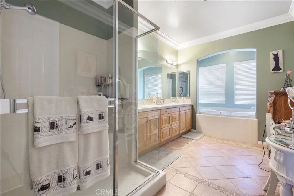 239 Oldenburg Norco, CA 92860