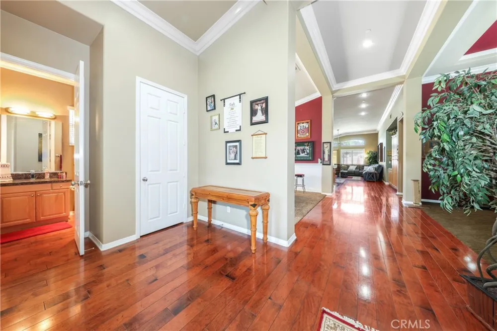 239 Oldenburg Norco, CA 92860