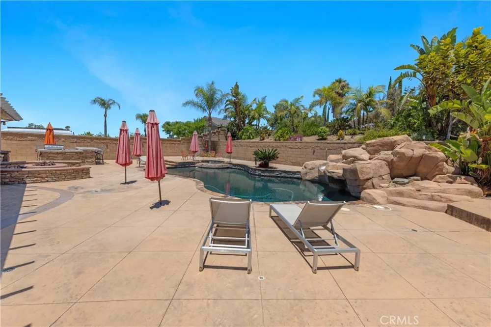 239 Oldenburg Norco, CA 92860