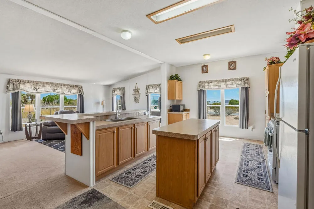 4634 Avenida La Manana Joshua Tree, CA 92252