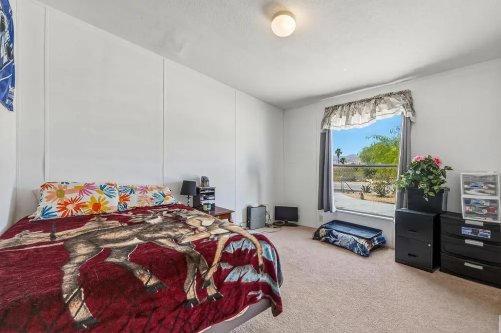 4634 Avenida La Manana Joshua Tree, CA 92252