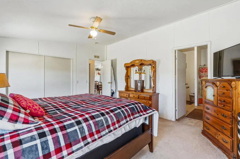 4634 Avenida La Manana Joshua Tree, CA 92252