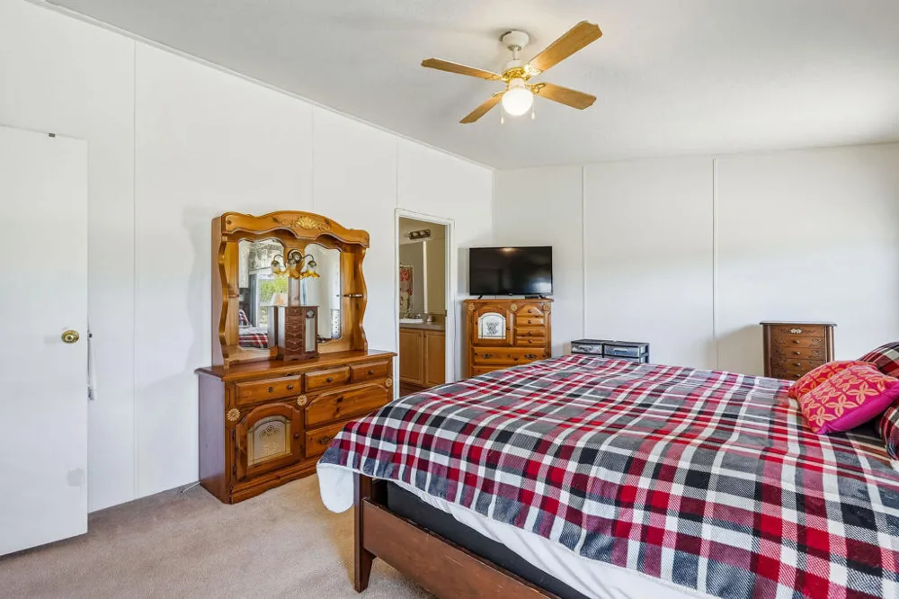 4634 Avenida La Manana Joshua Tree, CA 92252