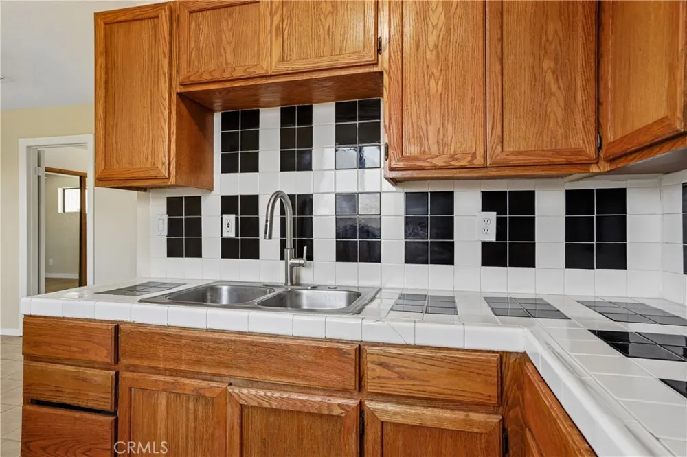 49272 Hibiscus Drive Morongo Valley, CA 92256