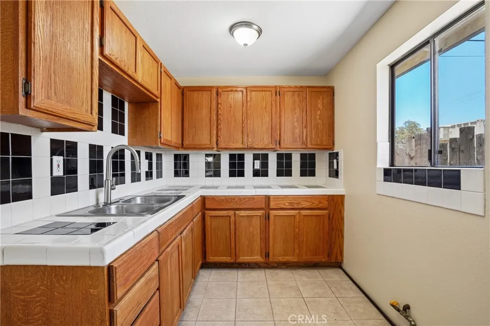 49272 Hibiscus Drive Morongo Valley, CA 92256