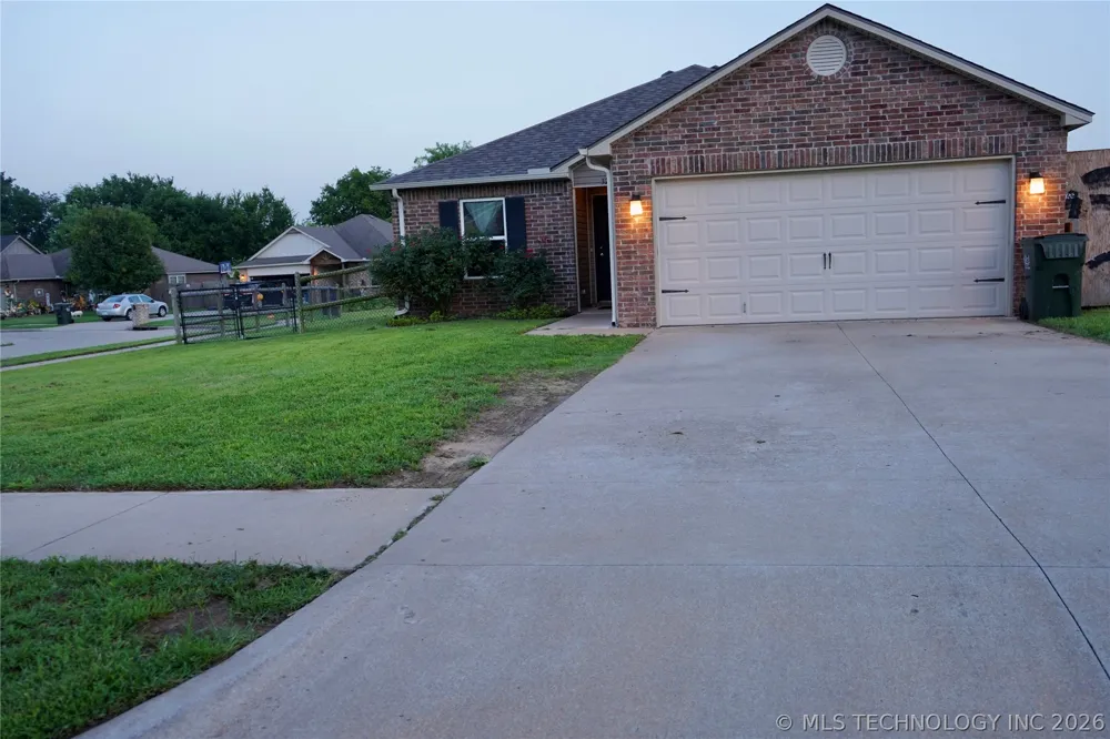 324 Austin Avenue Kiefer, OK 74041