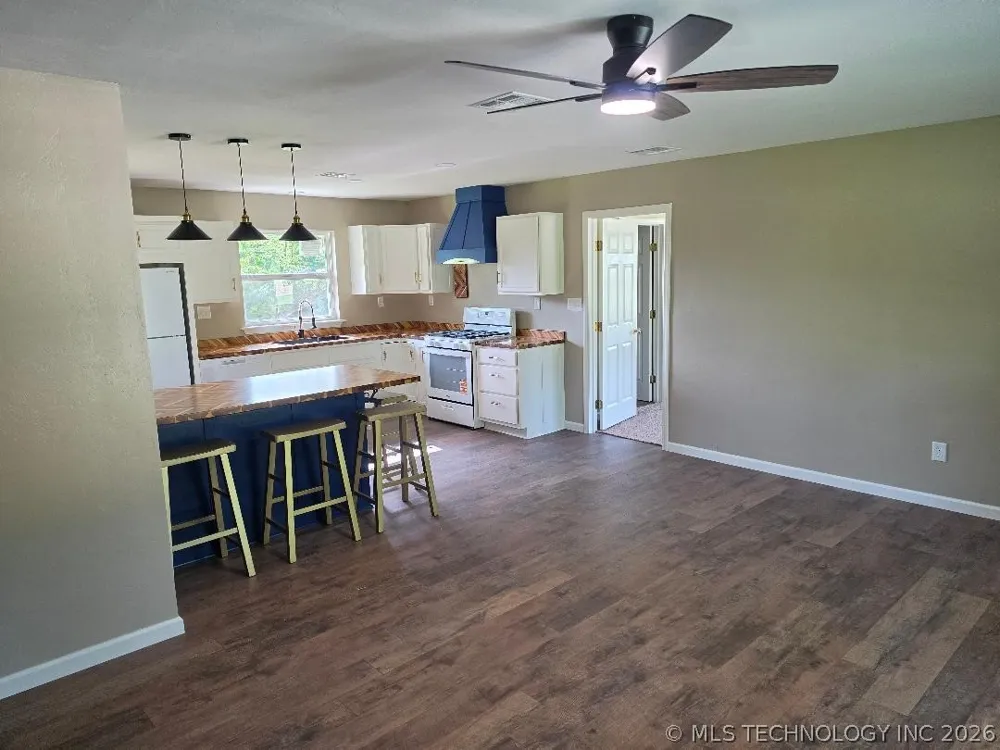 108055 3730 ROAD Okemah, OK 74859