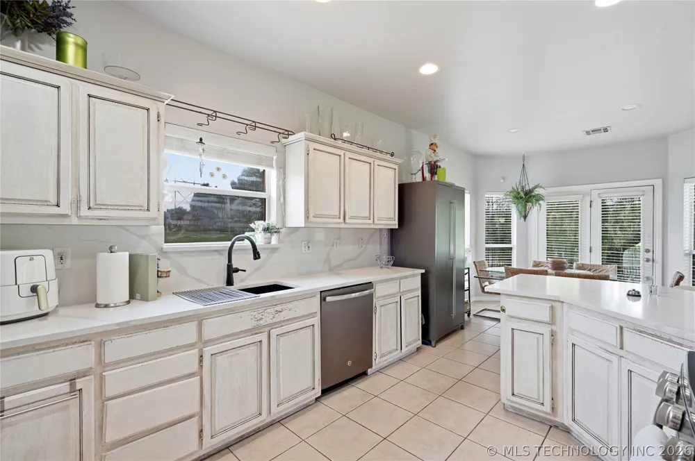 417 W 119th Street Jenks, OK 74037