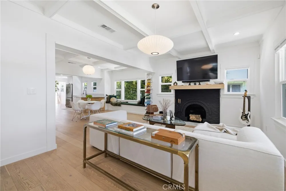 4281 Halldale Avenue Los Angeles, CA 90062
