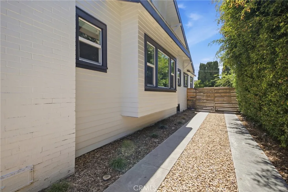 4281 Halldale Avenue Los Angeles, CA 90062