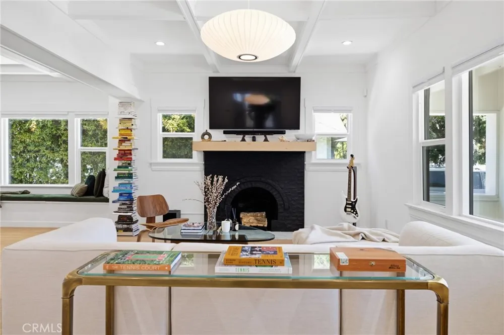4281 Halldale Avenue Los Angeles, CA 90062