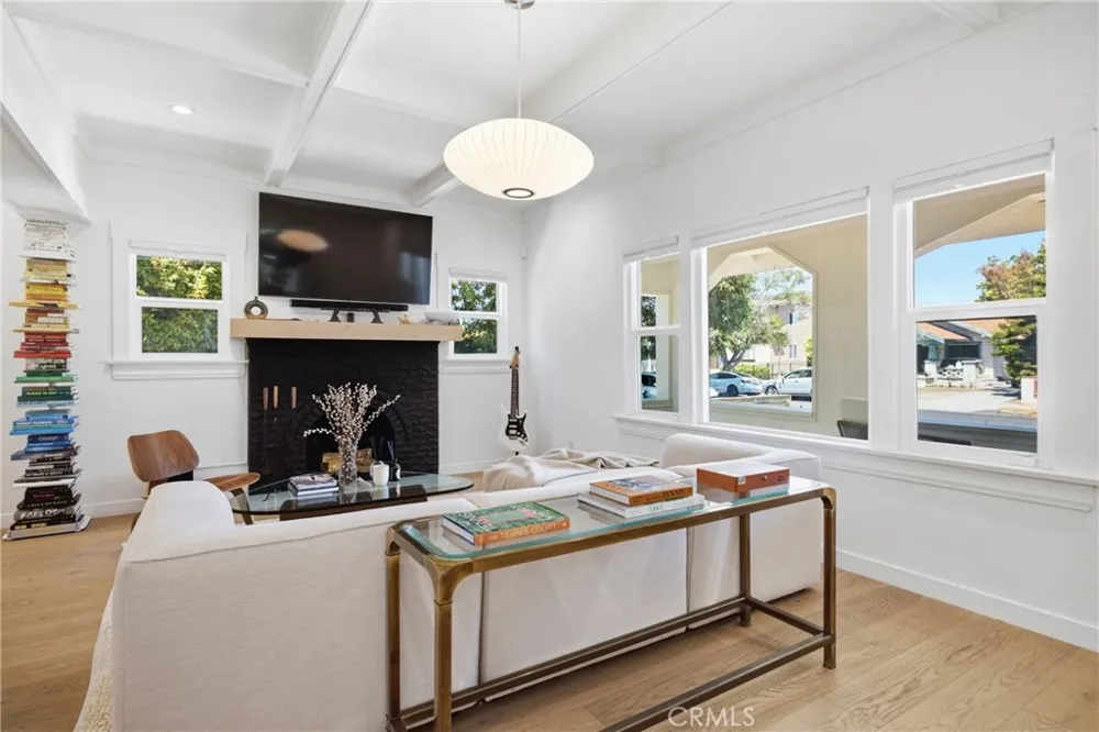 4281 Halldale Avenue Los Angeles, CA 90062