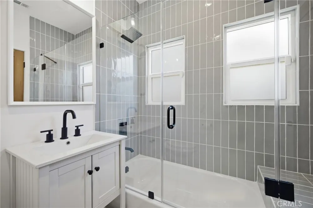 4281 Halldale Avenue Los Angeles, CA 90062