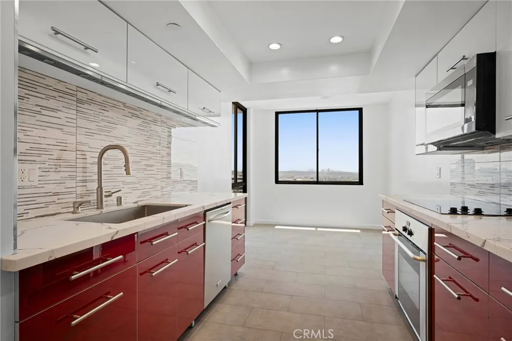 343 Pioneer Drive #1703 Glendale, CA 91203